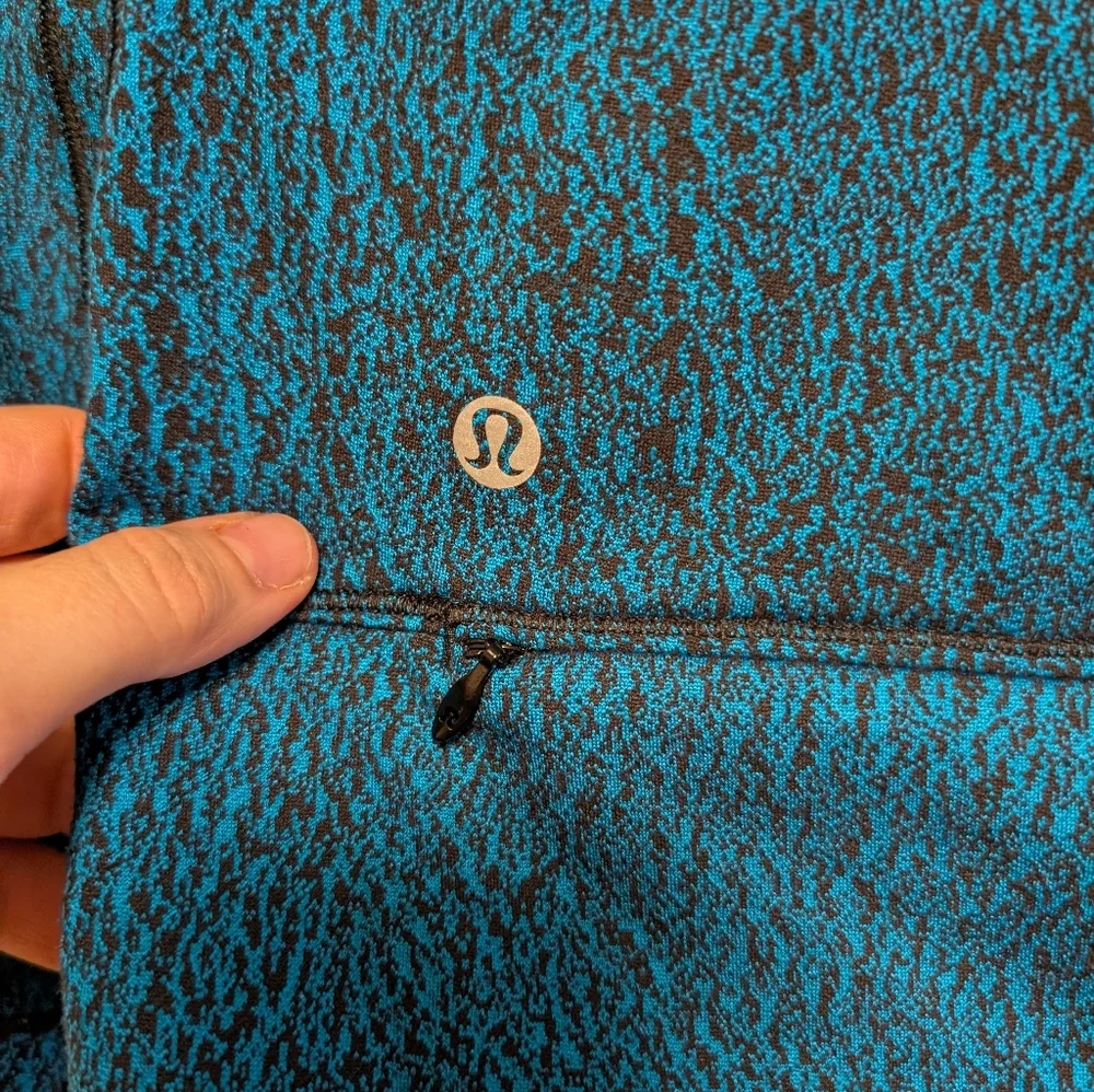 Lululemon Size 4 Blue Textured Half Zip Pullover Athletic Top